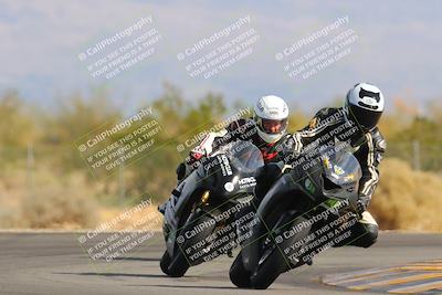 media/Nov-05-2022-SoCal Trackdays (Sat) [[f8d9b725ab]]/Turn 2 (1120am)/